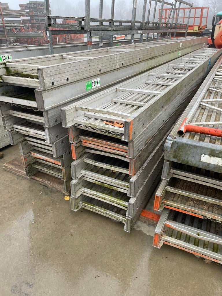 Aluminium loopbruggen, 8 meter., Doe-het-zelf en Verbouw, Steigers, Ophalen, Gebruikt, Overige typen, ?