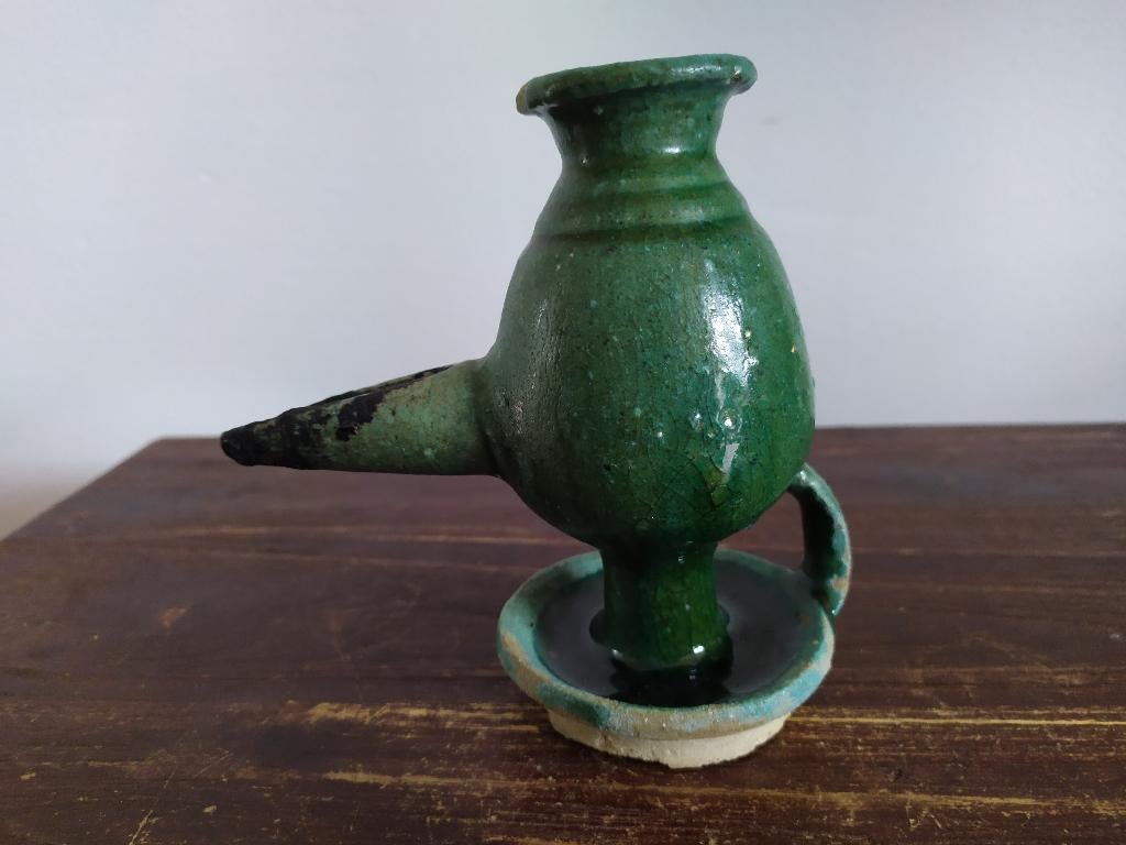 Oude Perzische aardewerk olielamp Aladin olijfgroen glazuur, Antiek en Kunst, Antiek | Keramiek en Aardewerk, Ophalen of Verzenden