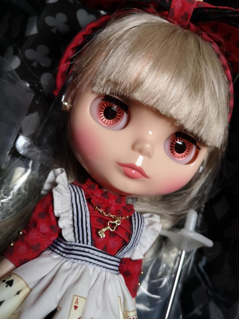 Blythe Pop Dark Rabbit Hole, Ophalen of Verzenden, Zo goed als nieuw, Overige typen