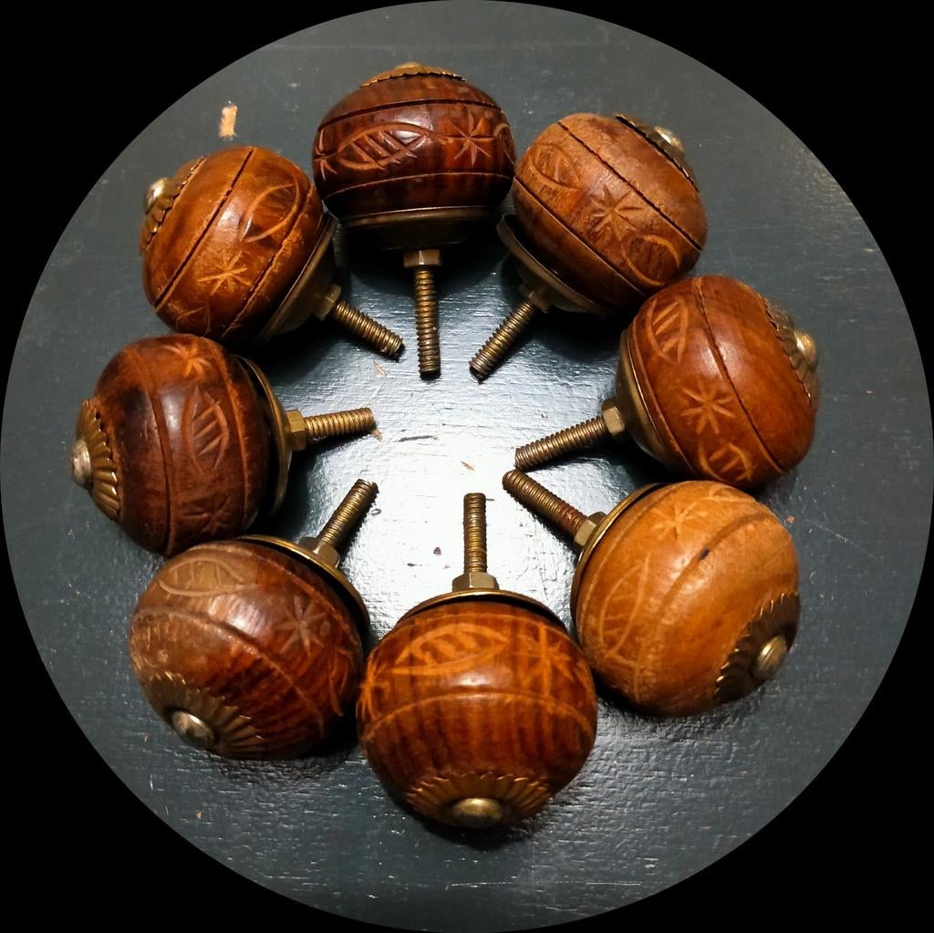 Mooie houten deurknoppen met messing. 8 bewerkt, 2 onbewerkt, Ophalen of Verzenden, Koper of Messing, Klink of Kruk