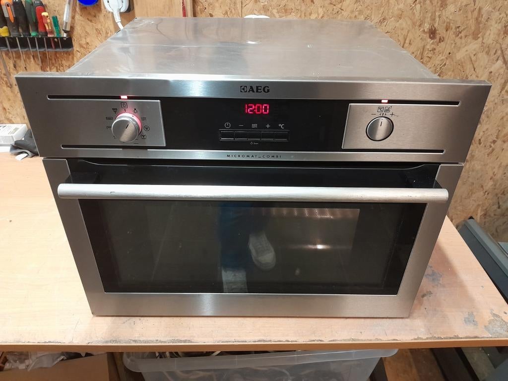 NETTE AEG KM4000001M COMBI OVEN/MAGNETRON TE KOOP, Grill, Ophalen of Verzenden, Inbouw, Magnetron