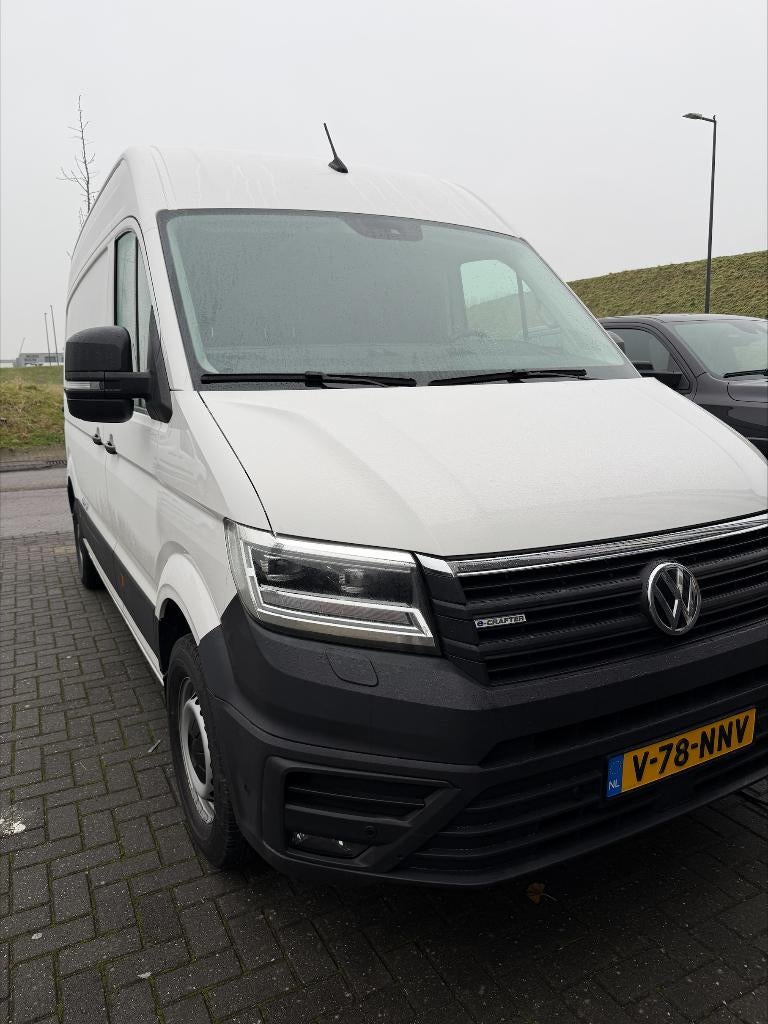 Volkswagen Crafter GB Elektromotor 136pk L3h3 364/3500 FWD, Auto's, Euro 6, 4 cilinders, Volkswagen, Wit