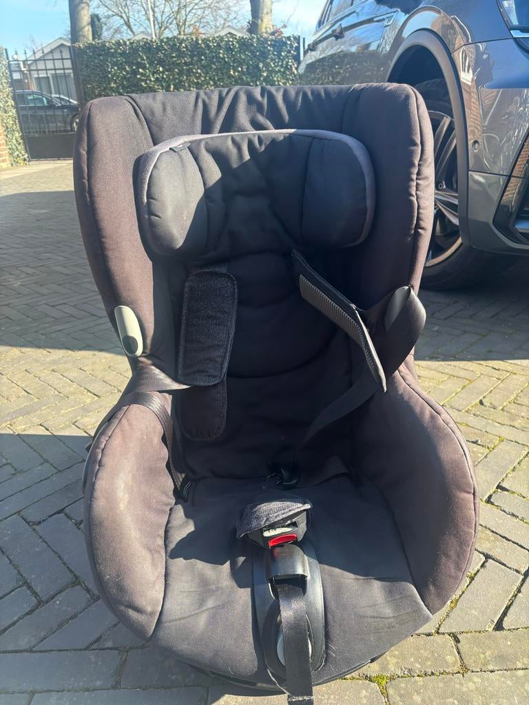 Maxi Cosi Axiss draaibare autostoel - Black Raven, Ophalen, Verstelbare rugleuning, 9 t/m 18 kg, Maxi-Cosi