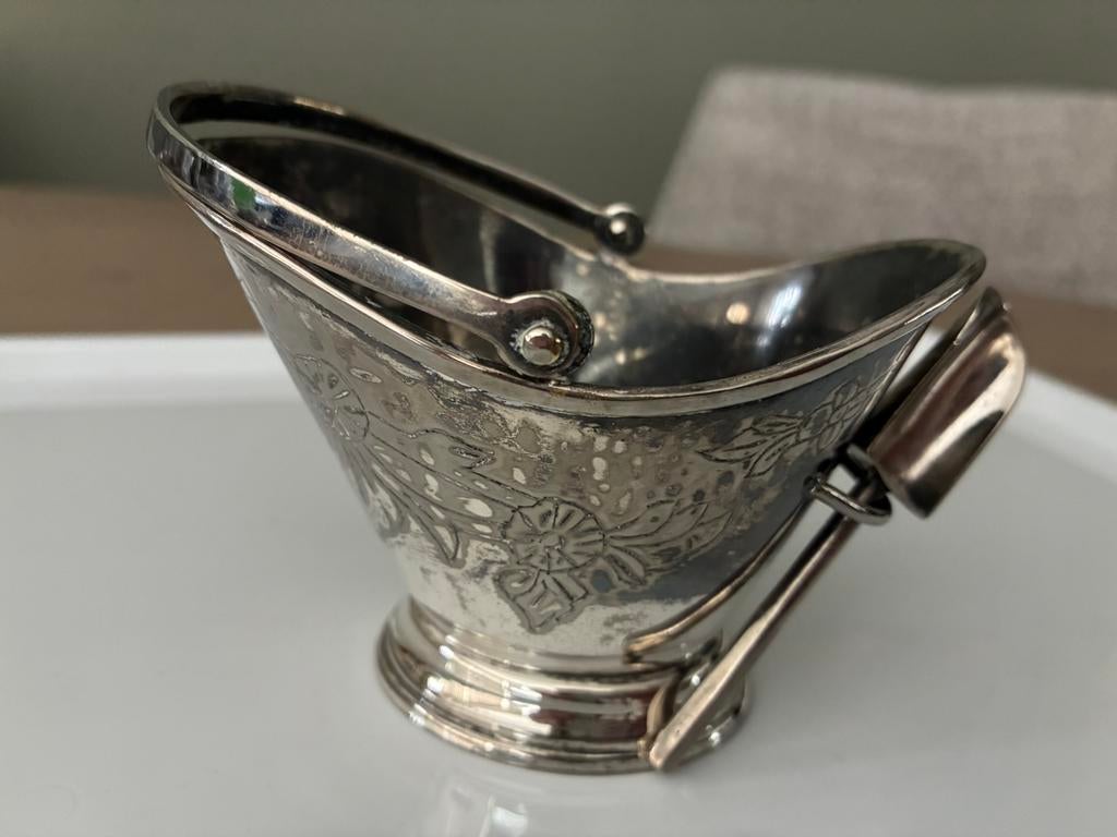 Verzilverde suikerpot met schepje, Ophalen of Verzenden