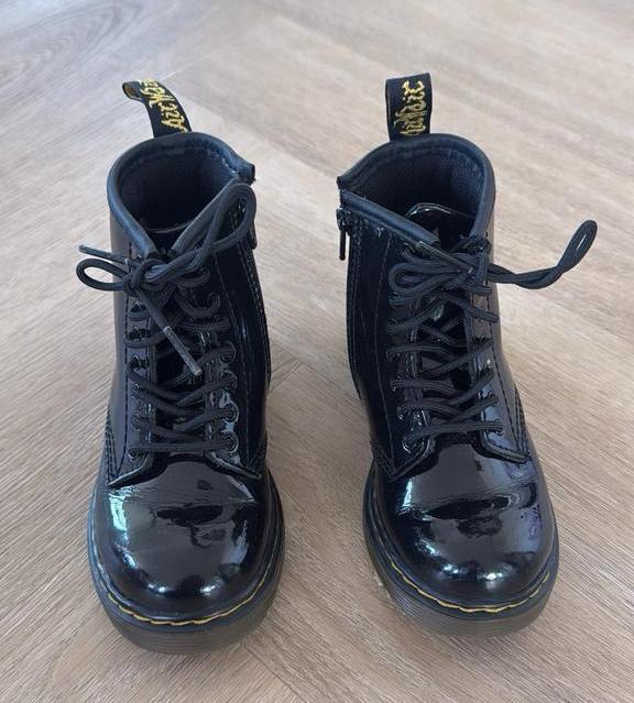 Dr. Martens veterboots zwart lak maat 25, Ophalen of Verzenden, Zo goed als nieuw, Meisje, Schoenen