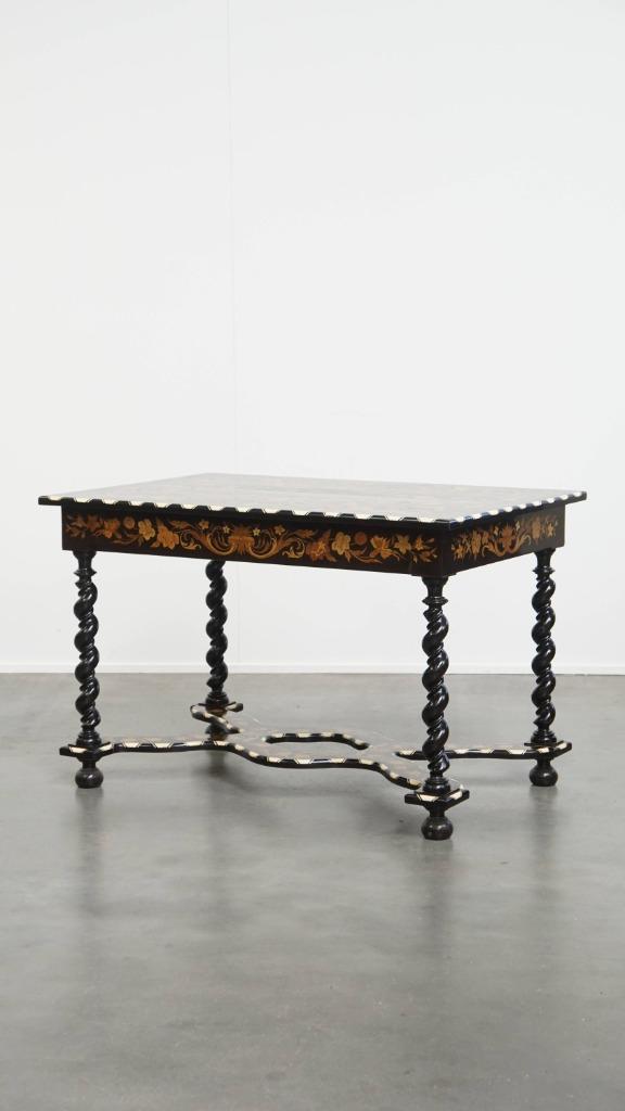 Sierlijke antieke 19e eeuwse Hollandse marqueterie tafel, Ophalen