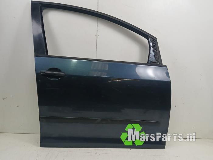 Portier 4Deurs rechts-voor van een Volkswagen Golf Plus