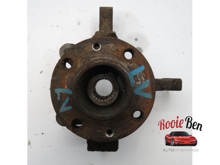 Fusee links-voor van een Nissan Micra, Gebruikt, -, -, Ophalen of Verzenden