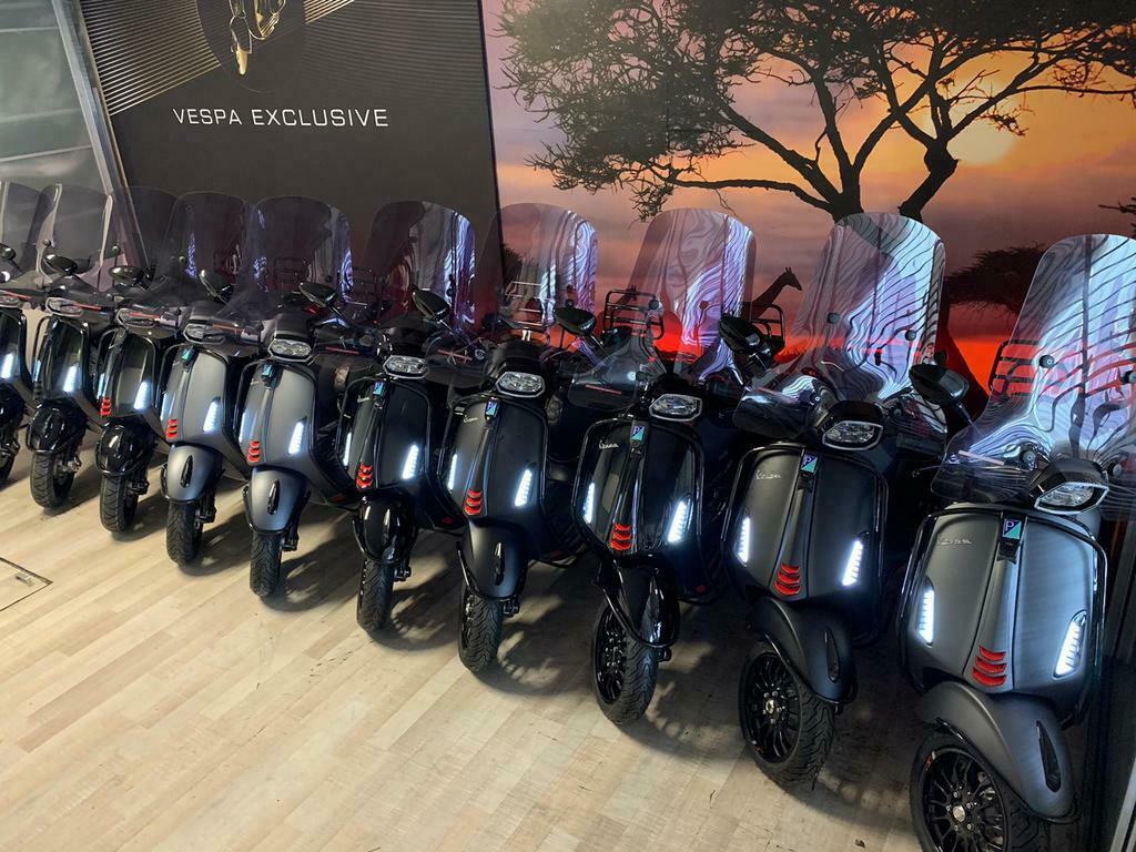 EXCLUSIVE CUSTOM VESPA SPRINT SCOOTERS 2026, Fietsen en Brommers, Snorfietsen en Snorscooters, Nieuw, Ophalen of Verzenden, Vespa