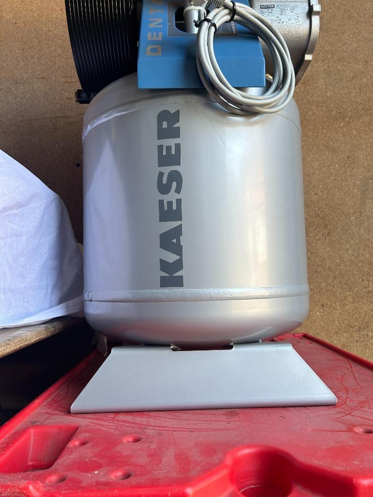 Tandtechniek, Kaeser Dental 5T compressor, dental, als nieuw, Diversen, Ophalen, Zo goed als nieuw