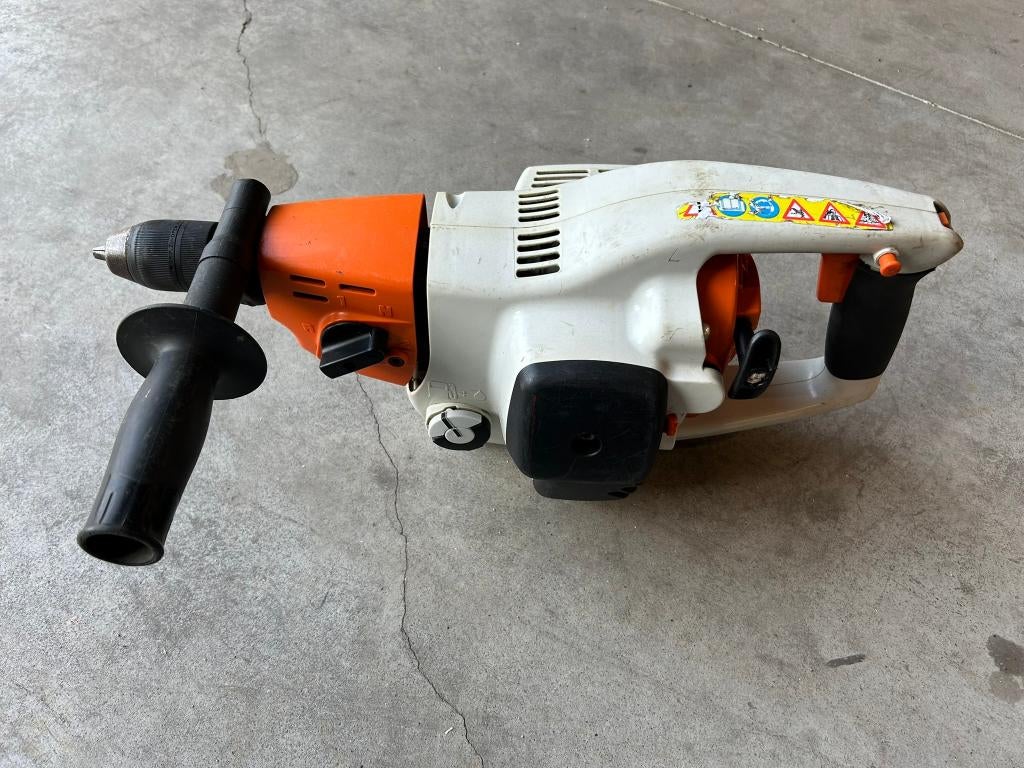 Stihl BT 45 benzine boormachine/plantgatboor/grondboor, Tuin en Terras, Hand-tuingereedschap, Gebruikt, Grondboor, Ophalen