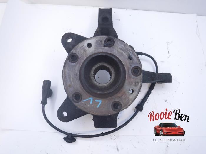 Fusee links-voor van een Renault Kangoo, Gebruikt, -, Renault, -