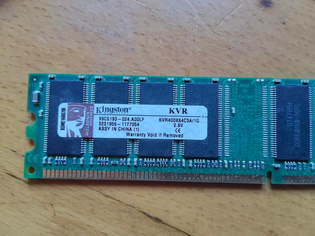 Oude DDR RAM Module - 1GB, Computers en Software, RAM geheugen, Ophalen of Verzenden, DDR, Desktop, Gebruikt