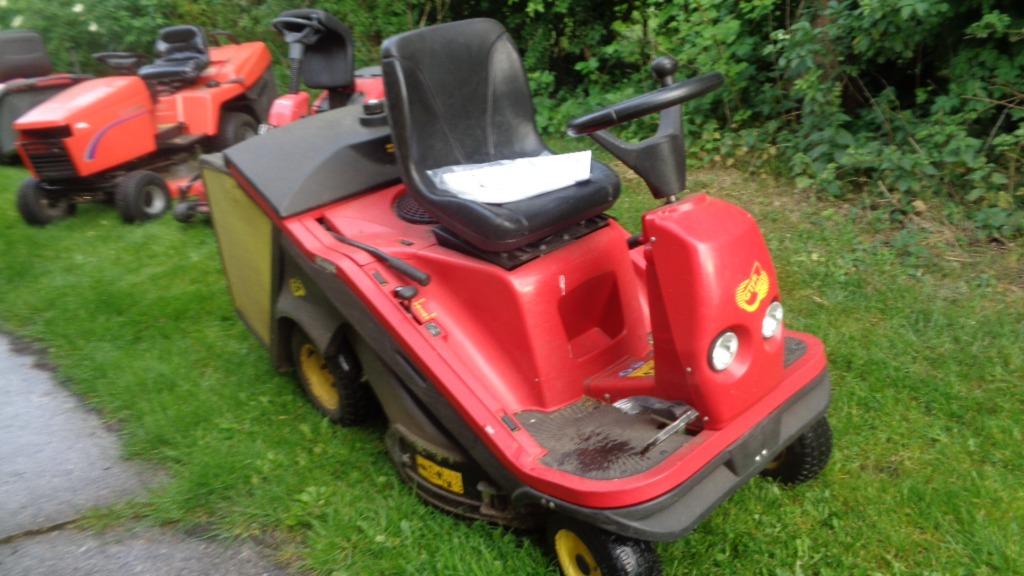 wegens inruil ferrari gtm160 frontmaaier met vangbak, Ophalen, Gebruikt, Ferrari, Ferrari