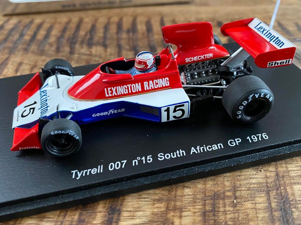 Ian Scheckter Tyrrell 007 1976 Spark 1/43 F1 GP, Hobby en Vrije tijd, Modelauto's | 1:43, Ophalen of Verzenden, Zo goed als nieuw