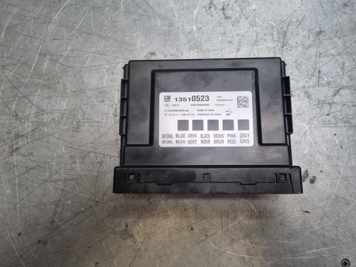 Computer Body Control van een Opel Astra, Gebruikt, -, -, Opel