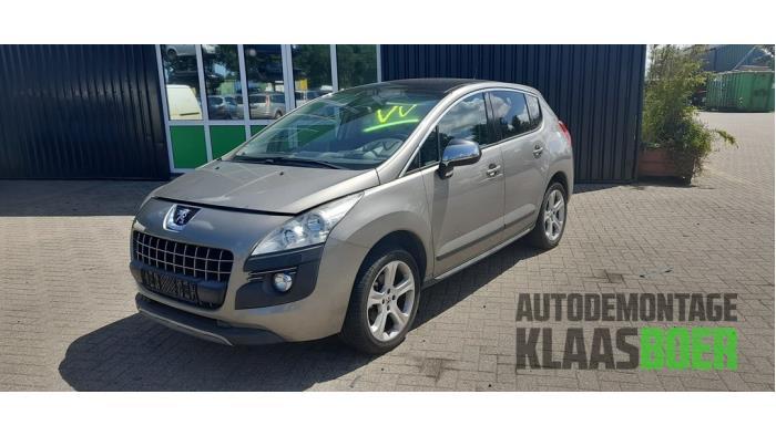 Portier 4Deurs links-voor van een Peugeot 3008 (EVGC), Gebruikt, -, Deur, -