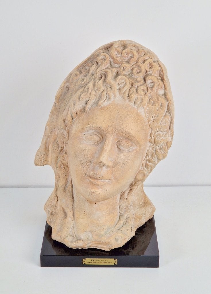 Buste klassiek hoofd vrouw arte italico ellenica, 1970, Natuurlijk materiaal, Buste, Ophalen of Verzenden, 20 - 50 cm