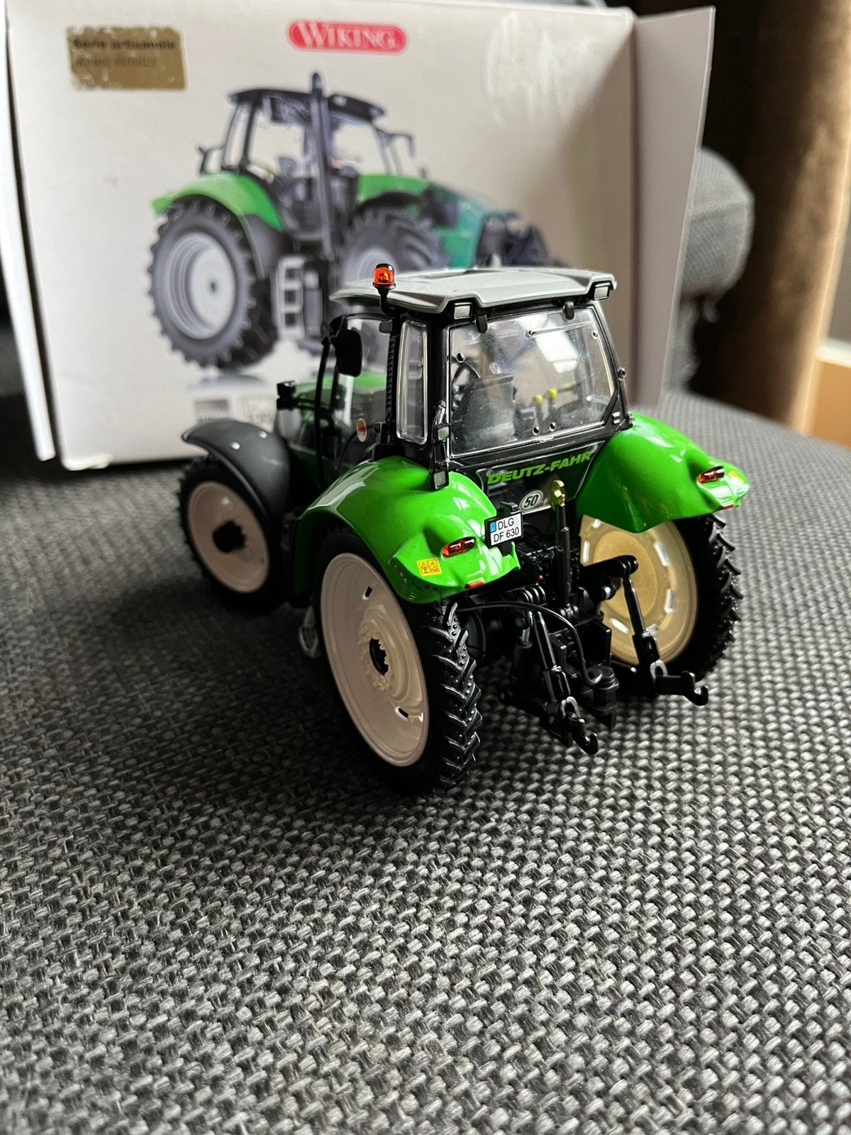 Deutz agrotron ttv 630 Wiking, Ophalen of Verzenden, Zo goed als nieuw, Tractor of Landbouw, Overige merken