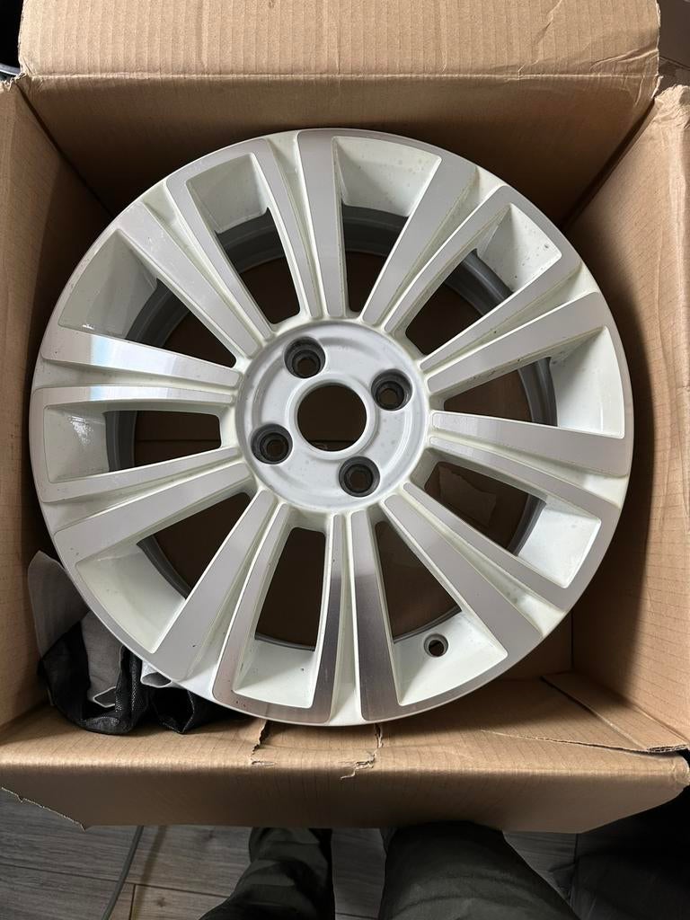 Volkswagen up la boca velg, Auto diversen, Wieldoppen, Ophalen of Verzenden, Zo goed als nieuw