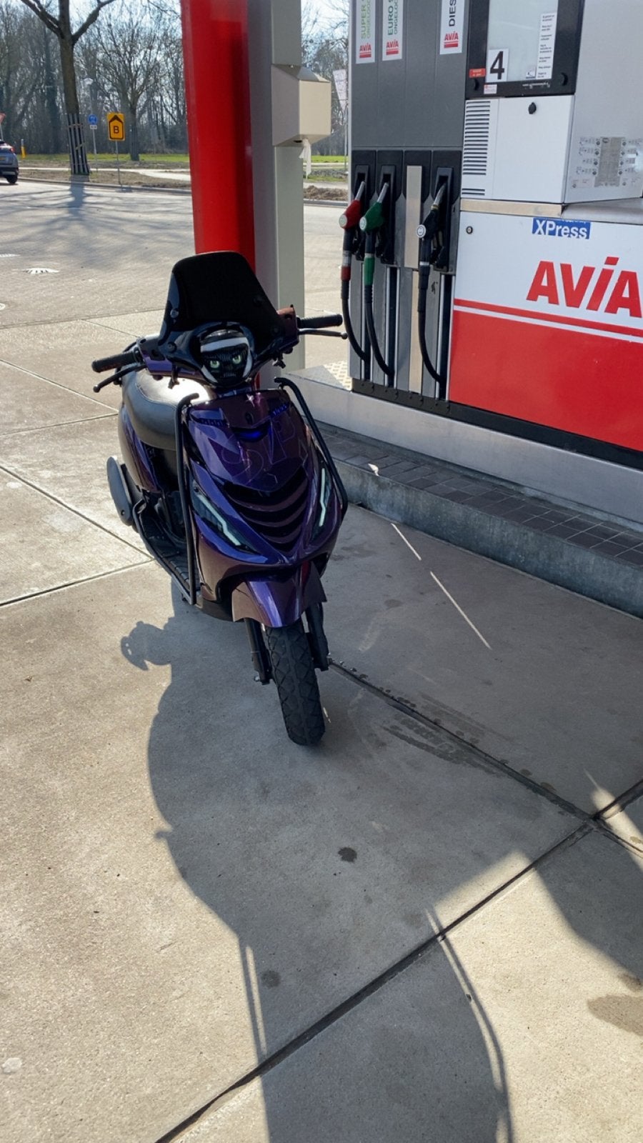 Zip 80cc (blok ook los tekoop), Fietsen en Brommers, Scooters | Piaggio, Zo goed als nieuw, Zip, Maximaal 45 km/u, Benzine, Ophalen