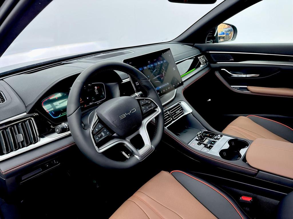 BYD SEAL U PHEV DM-I Boost De perfecte mix van kracht en eff, Auto's, Gebruikt, Met garantie (alle), 2020 kg, Zwart