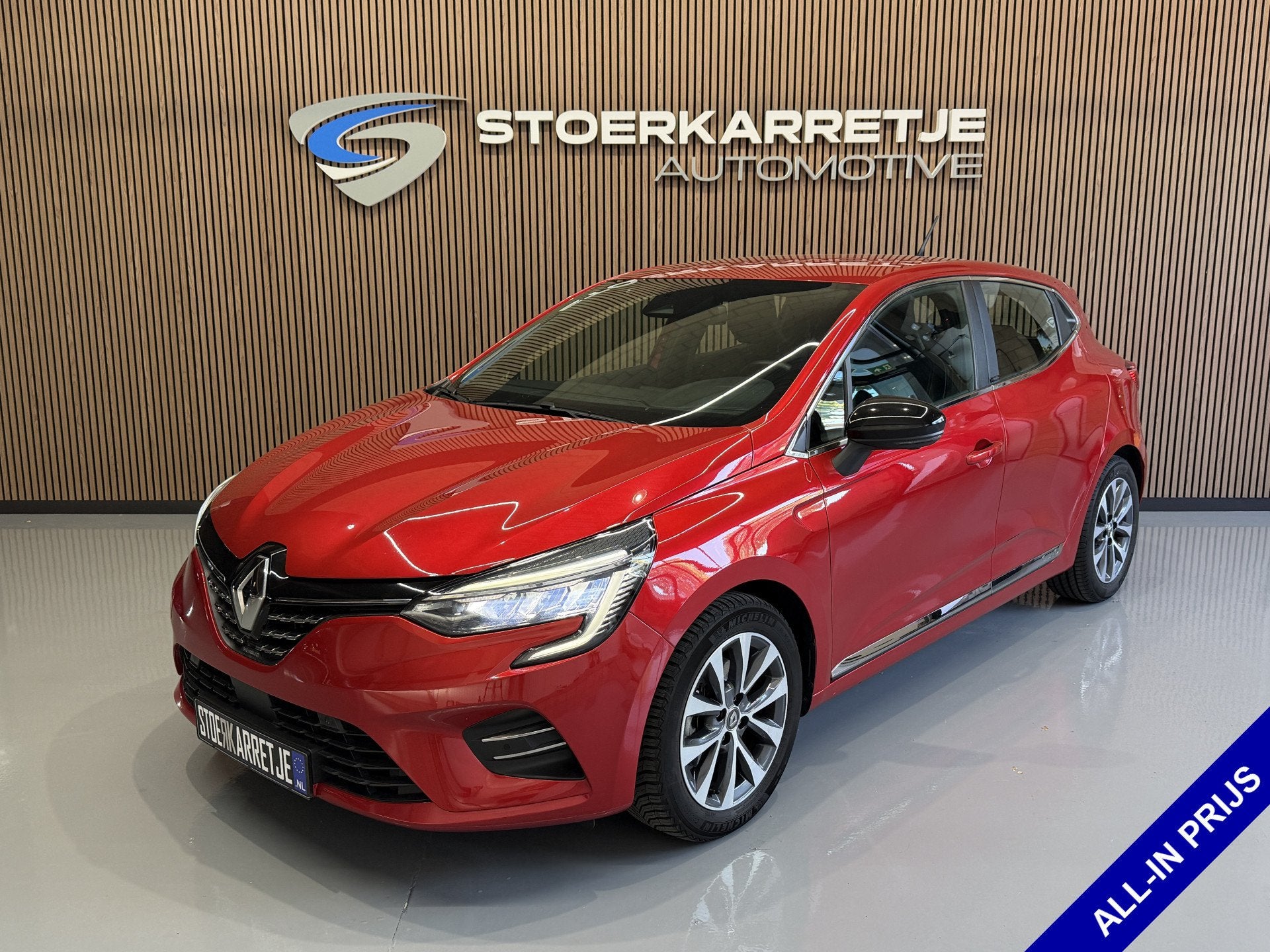 Renault Clio 1.6 E-Tech Hybrid 140 Intens, Navi | PDC V+A |, Stof, Gebruikt, Zwart, 4 cilinders
