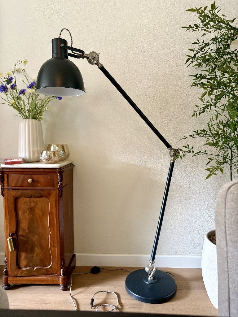 Mooie metalen vloerlamp, merk Mexlite - €40, Ophalen, E27 (groot), Zo goed als nieuw, Metaal