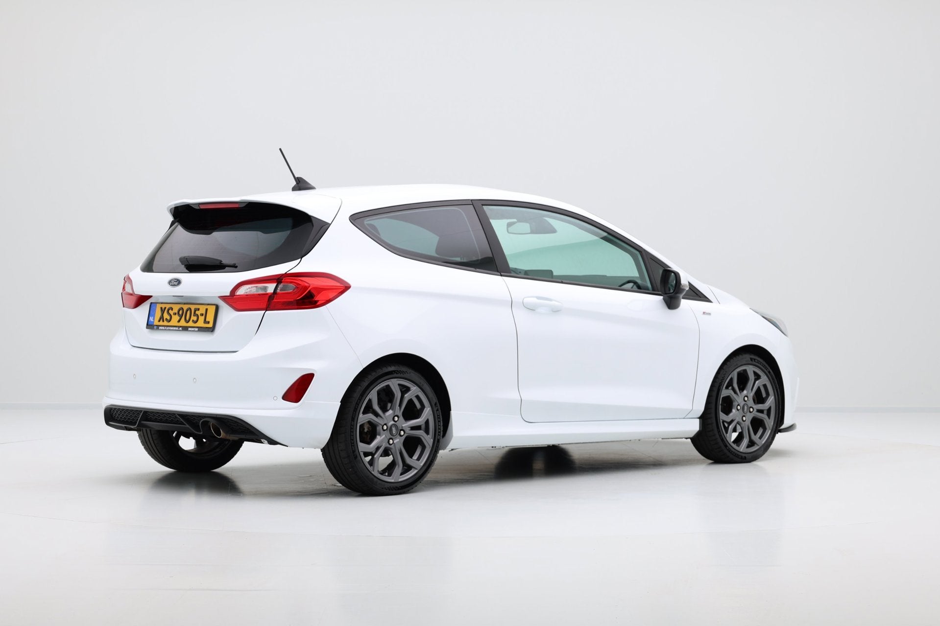 Ford Fiesta 1.0 EcoBoost 125pk ST-Line CarPlay|Clima|Stoelve, Auto's, Dealer onderhouden, 580 kg, Wit, Origineel Nederlands