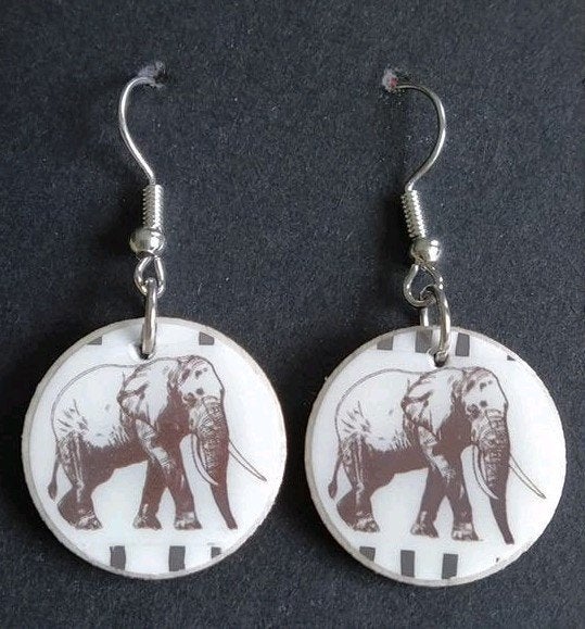 Handgemaakte unieke oorbellen, zwart/wit olifant #42, Sieraden, Tassen en Uiterlijk, Oorbellen, Ophalen of Verzenden, Nieuw, Overige kleuren