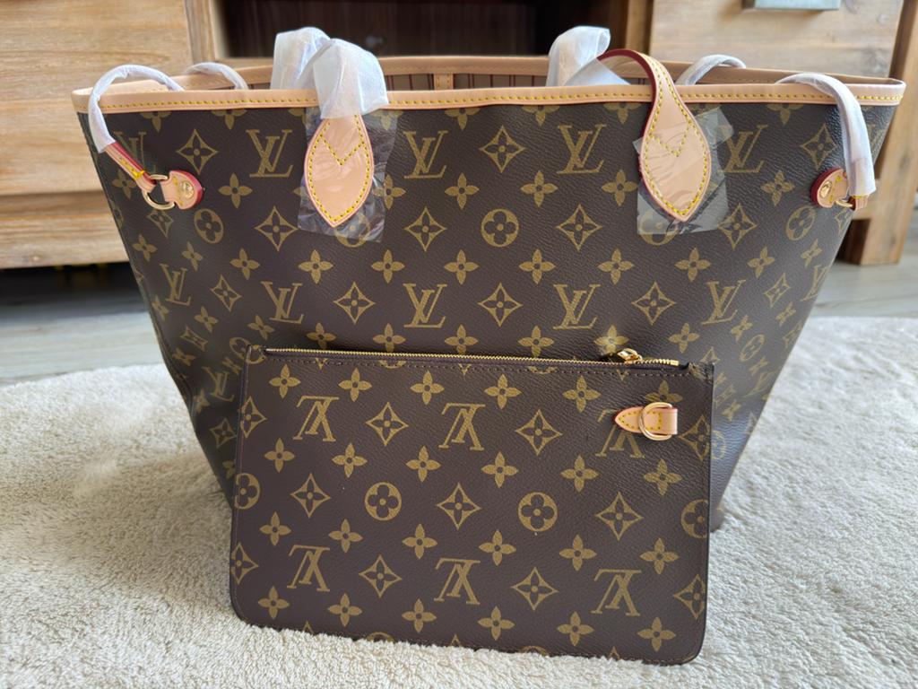 Louis Vuitton Neverfull MM Monogram Canvas met Pochette, Ophalen of Verzenden, Nieuw, Bruin, Shopper