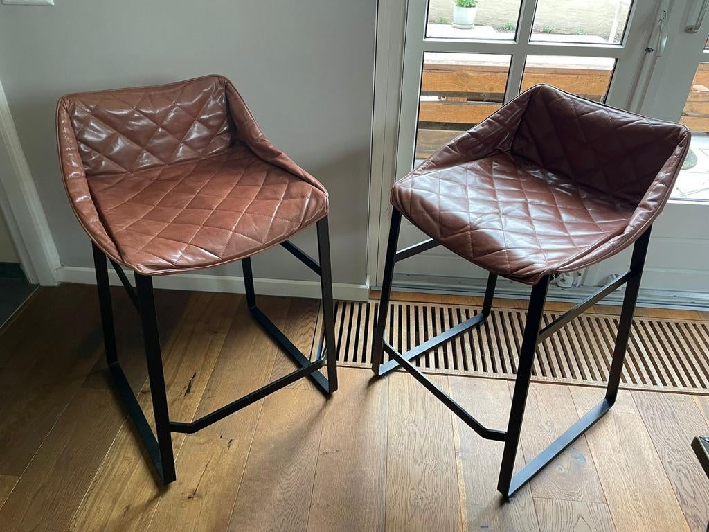 Piet Boon Kekke barstoelen leer cast iron, 2 stuks, Ophalen