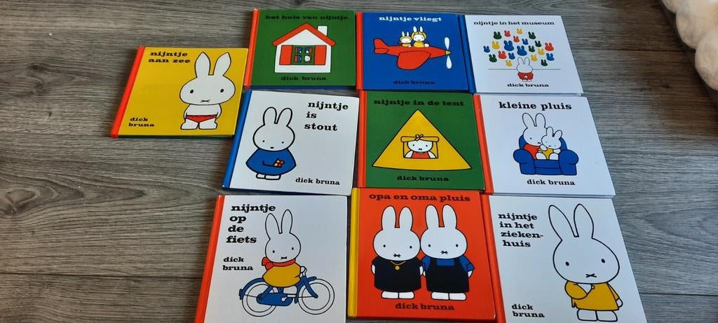 10 boekjes nijntje, Ophalen of Verzenden, Gelezen, 1 tot 2 jaar