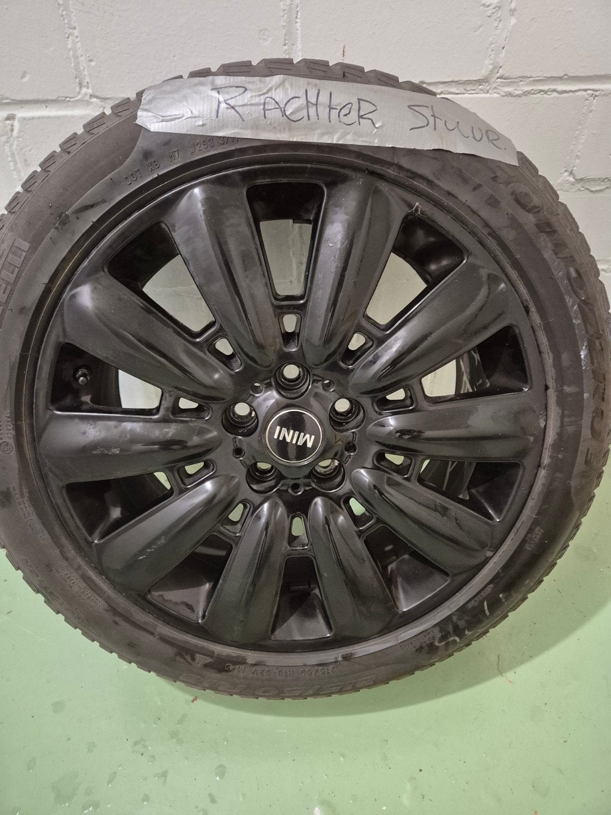 Mini Cooper velgen 4 stuks met winterband - 215/50R18r, Ophalen, 18 inch, Banden en Velgen, Winterbanden