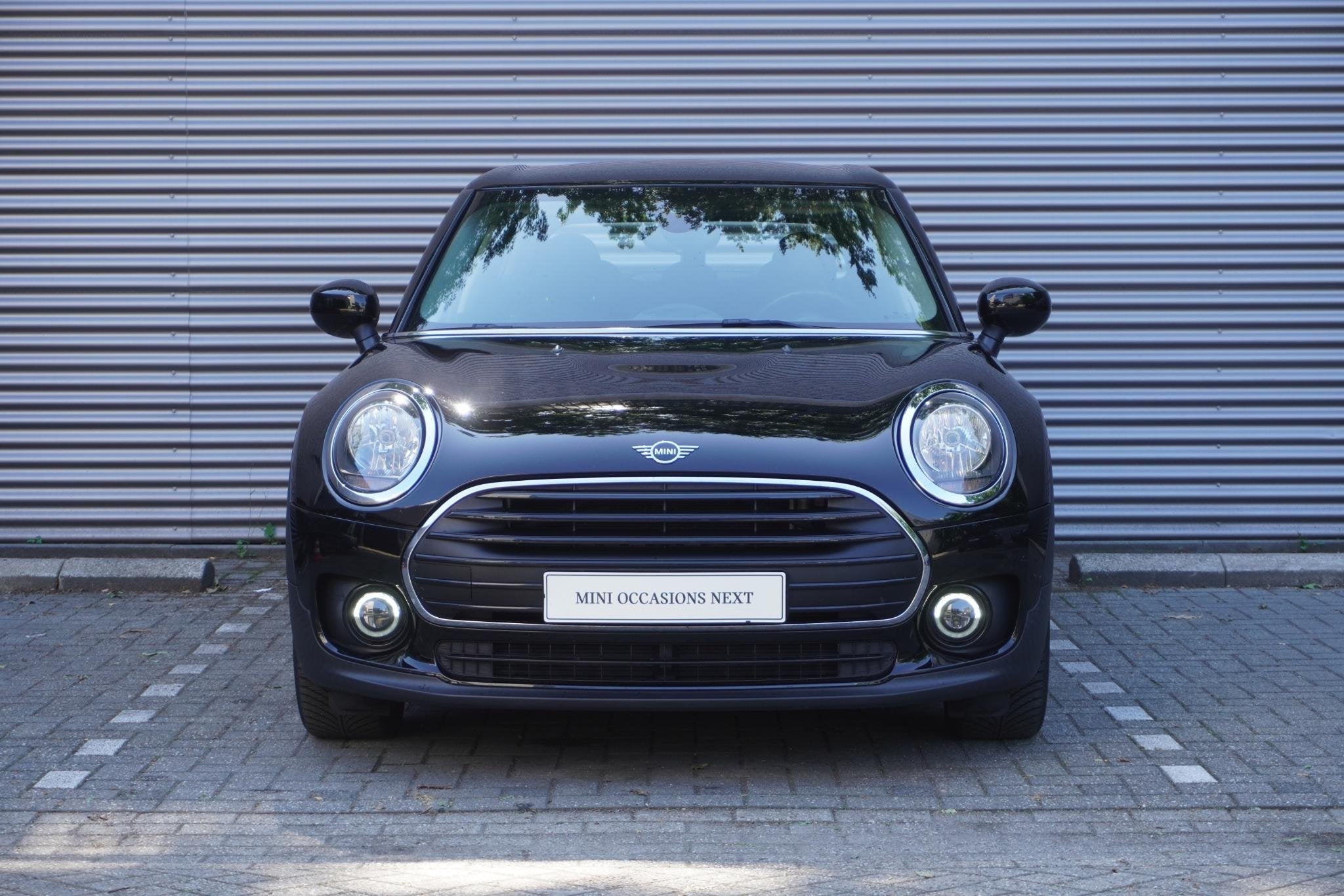 MINI Clubman One | Salt | 17" LM Vent Spoke | Cruise Control, Auto's, Mini, Gebruikt, Met garantie (alle), Parkeersensor, Zwart