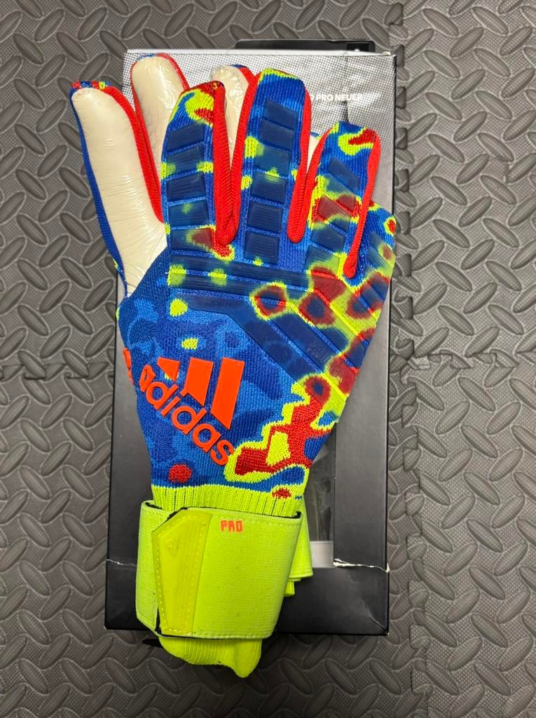 Adidas Predator Pro Manuel Neuer maat 8, Sport en Fitness, Voetbal, Verzenden, Nieuw, Maat M, Handschoenen