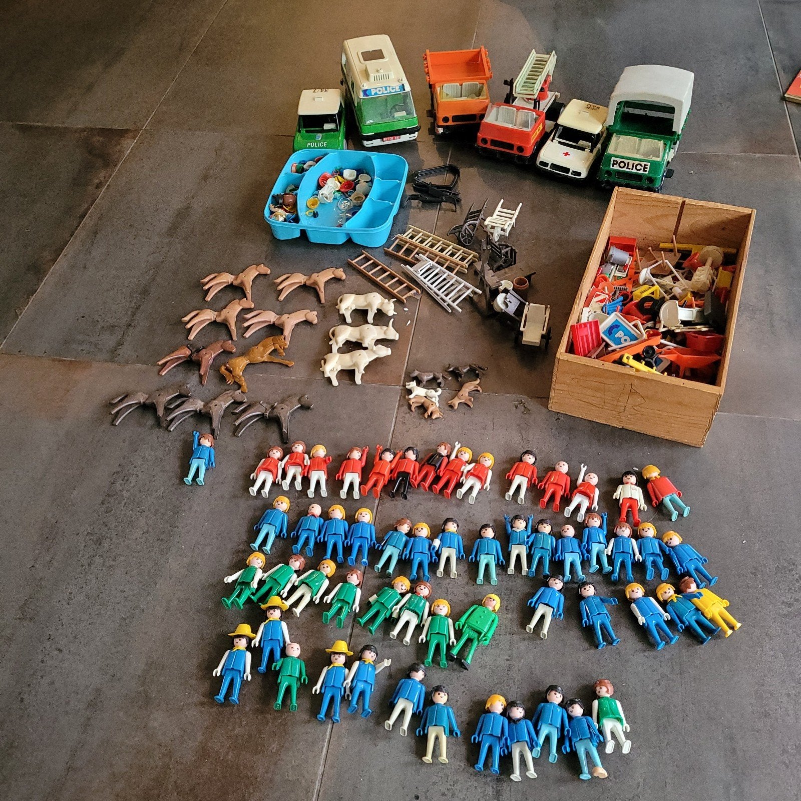 Grote collectie Playmobil: poppetjes, dieren, voertuigen, Ophalen of Verzenden, Gebruikt, Jongen of Meisje