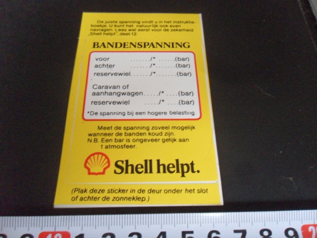 sticker auto - SHELL HELPT bandenspanning *, Ophalen of Verzenden, Zo goed als nieuw
