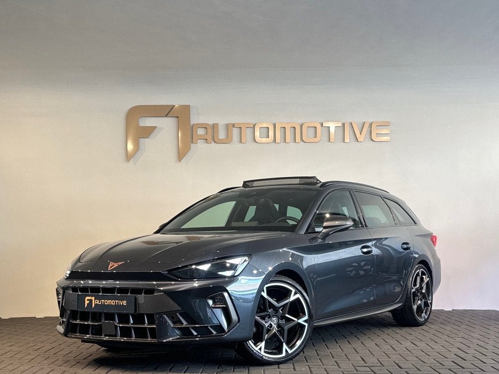 Cupra Leon Sportstourer 1.5 TSI e-Hybrid Business Pano|Memor, Auto's, Cupra, 77 km/l, 4 cilinders, Leon, 204 pk