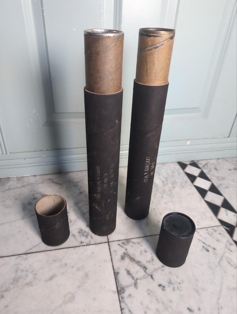 2 stuks 40mm gun containers Bofors, Ophalen of Verzenden, Landmacht, Amerika, Hulzen of Bodemvondsten
