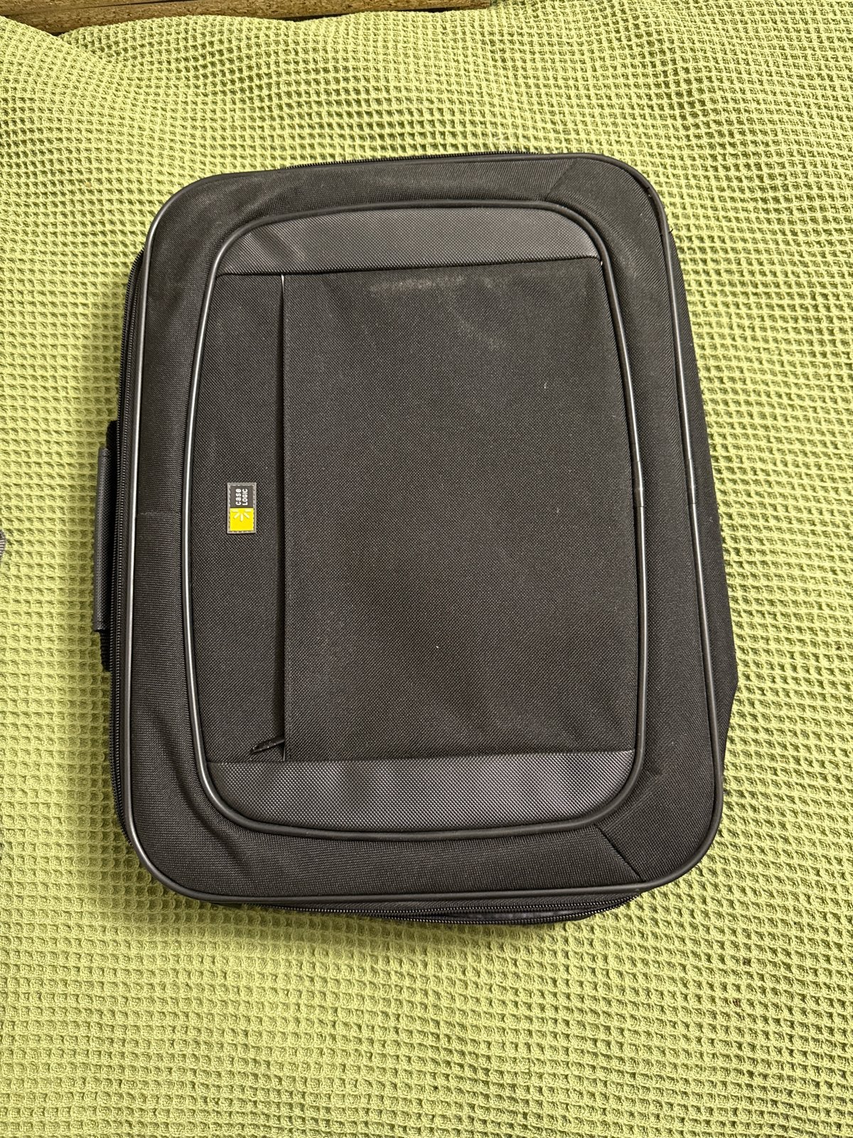 Case Logic Laptoptas - Zwart, Gebruikt, Gevoerd laptopvak, Ophalen of Verzenden, Zwart