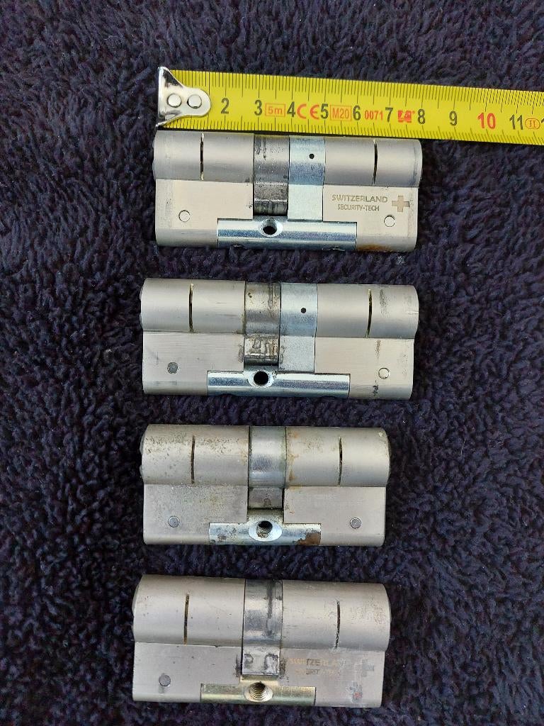 4 cilindersloten M&C Color+ met sleutels en certificaat, Ophalen of Verzenden, Gebruikt, Overige materialen, Slot