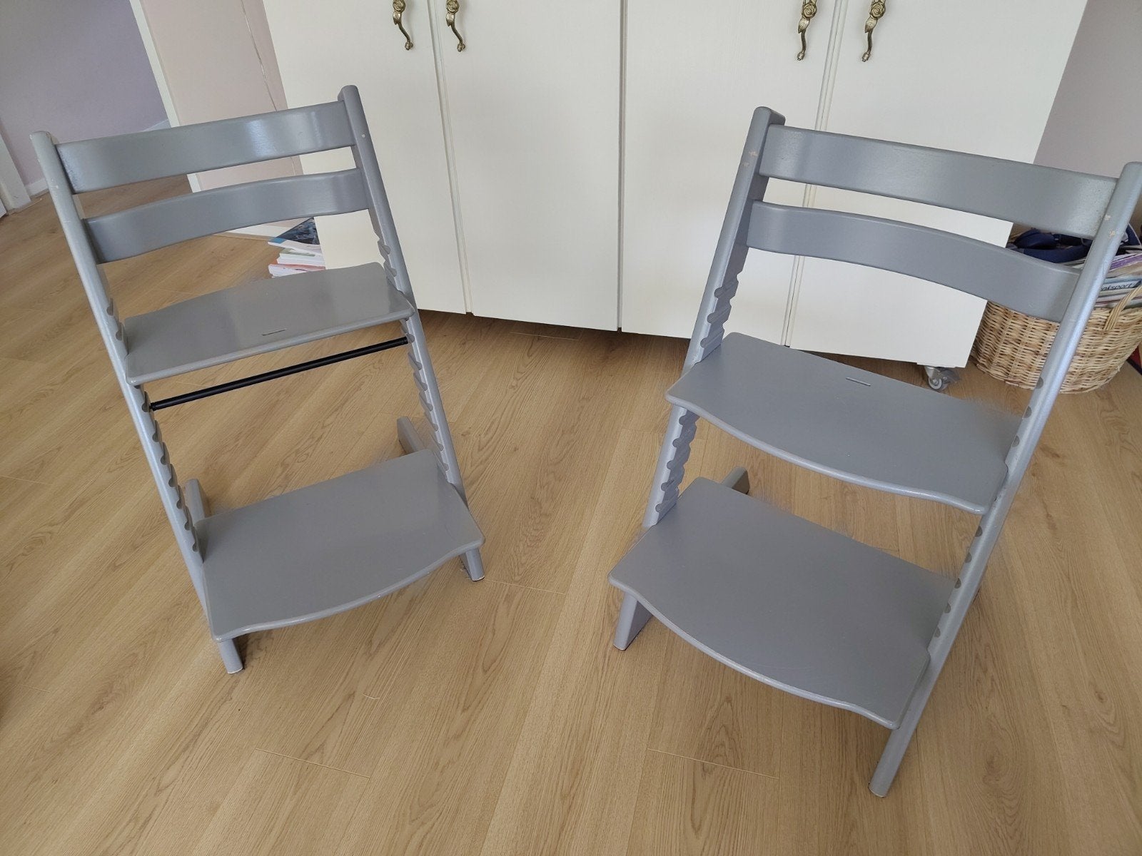 Twee gebruikte Stokke Tripp Trapp meegroeistoelen (2014 & 20, Ophalen, Gebruikt, Meegroeistoel