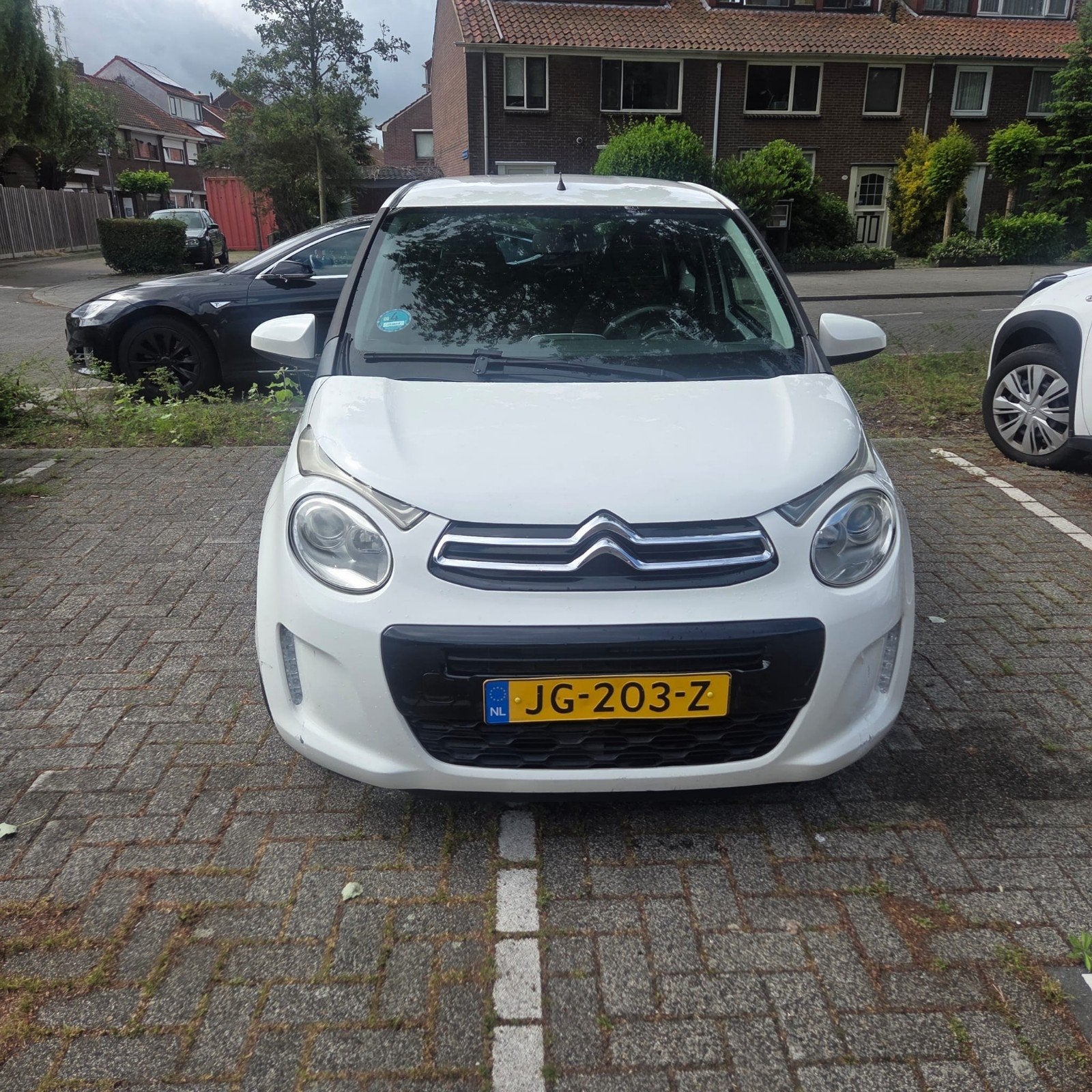 Citroën C1 1.0 VTi Airscape 68PK S&S 5D 2016 Wit, Auto's, Citroën, Voorwielaandrijving, Stof, Zwart, 4 stoelen