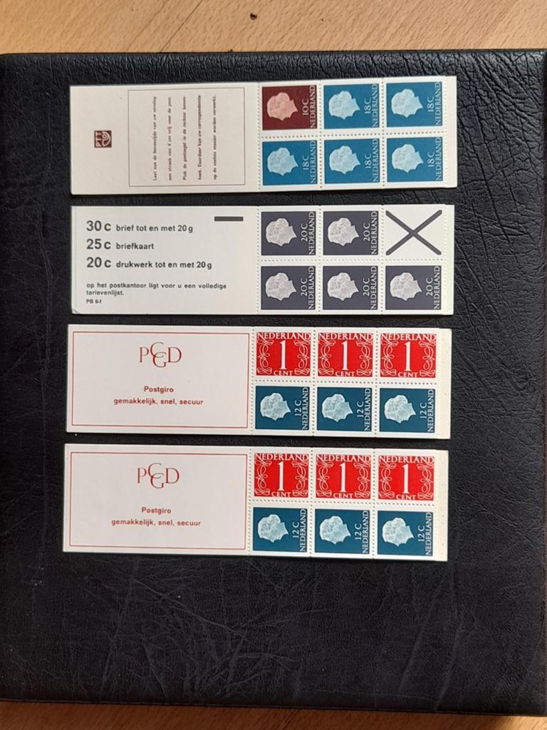 4 Postzegelboekjes  met telblok, cataloguswaarde,  zie besch, Ophalen of Verzenden