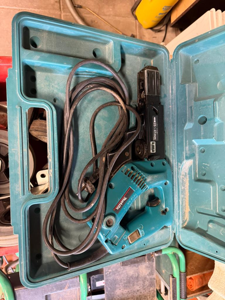 Makita gips schroefmachine 230v, Ophalen of Verzenden, Gebruikt, Boor- en Schroefmachine
