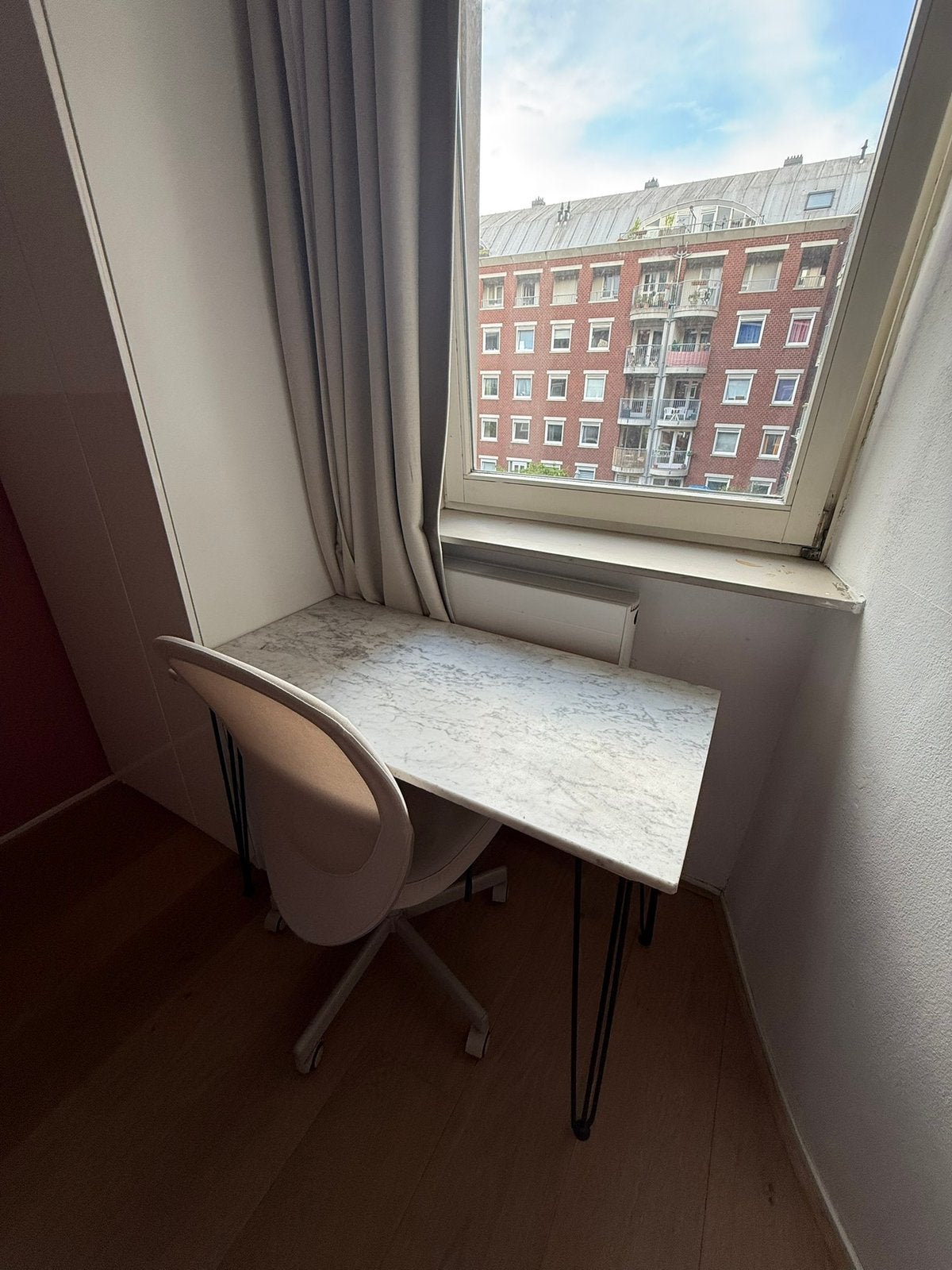Bureau/tafel met marmeren blad, Ophalen, Gebruikt, 100 tot 150 cm, 50 tot 100 cm