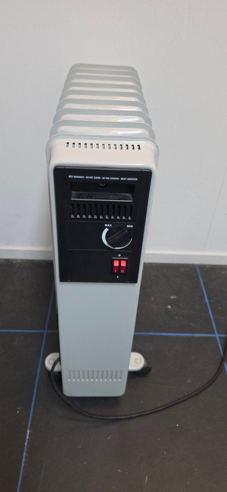 Elektrische Oliegevulde Radiator 2000W - Zo goed als nieuw, Radiator, Ophalen of Verzenden, Zo goed als nieuw, 60 tot 150 cm