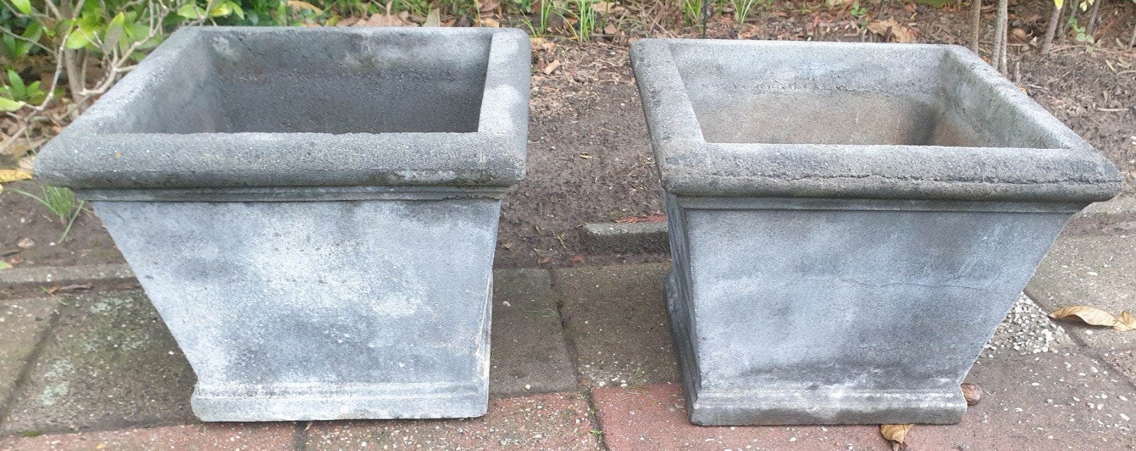 Zgan, zware, betonnen bloembak 40x40x30h, Ophalen, Minder dan 30 cm, Minder dan 60 cm, Vierkant
