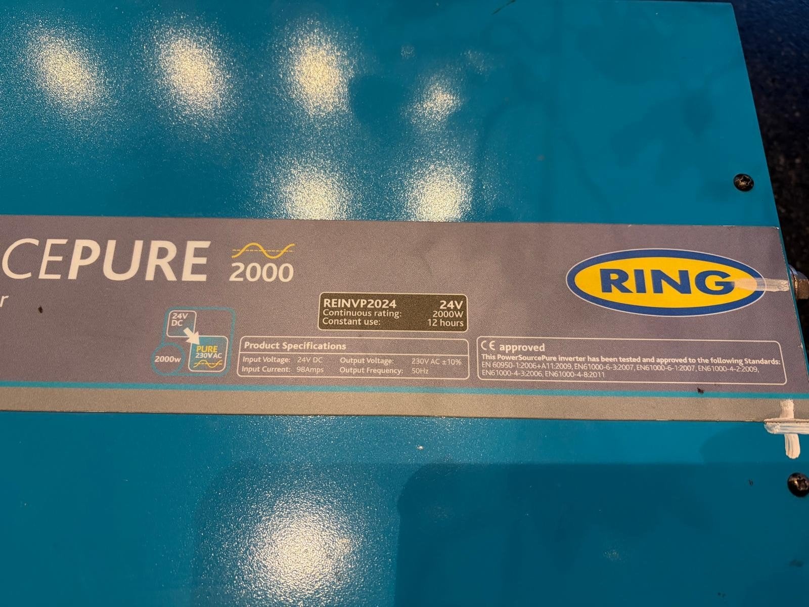 24 volt omvormer 2000 watt, zuivere sinus, Ophalen, Gebruikt, Overige merken